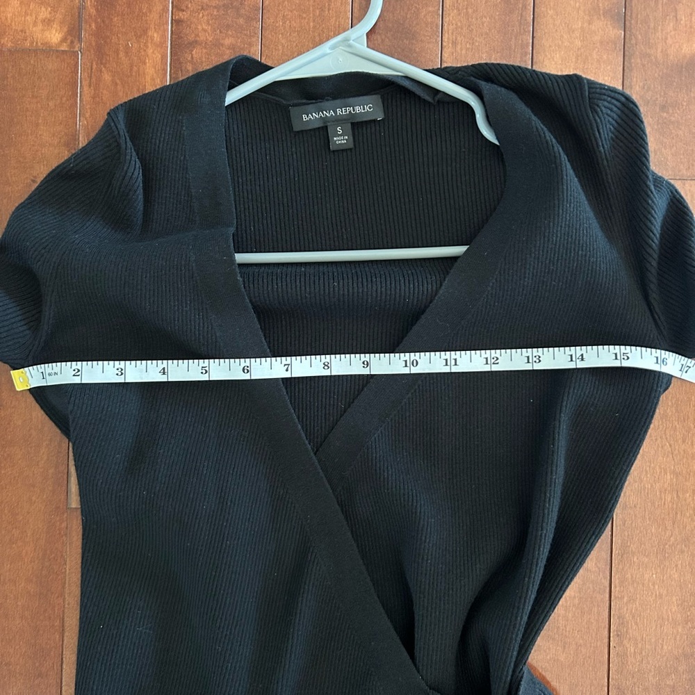 Banana Republic Women's Long Black Ribbed Sweater Wrap Size Small - Picture 11 of 12